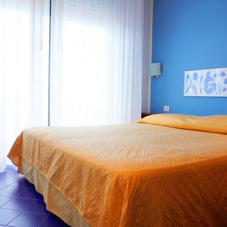 Residence Adriatico Gabicce Mare Εξωτερικό φωτογραφία