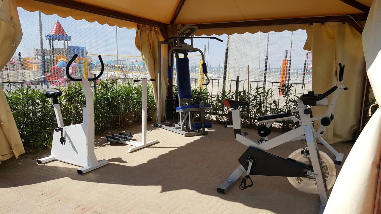 Residence Adriatico Gabicce Mare Εξωτερικό φωτογραφία
