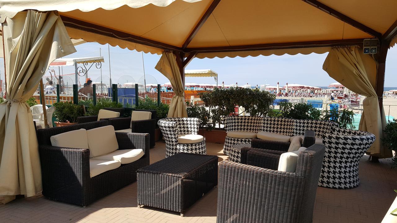 Residence Adriatico Gabicce Mare Εξωτερικό φωτογραφία