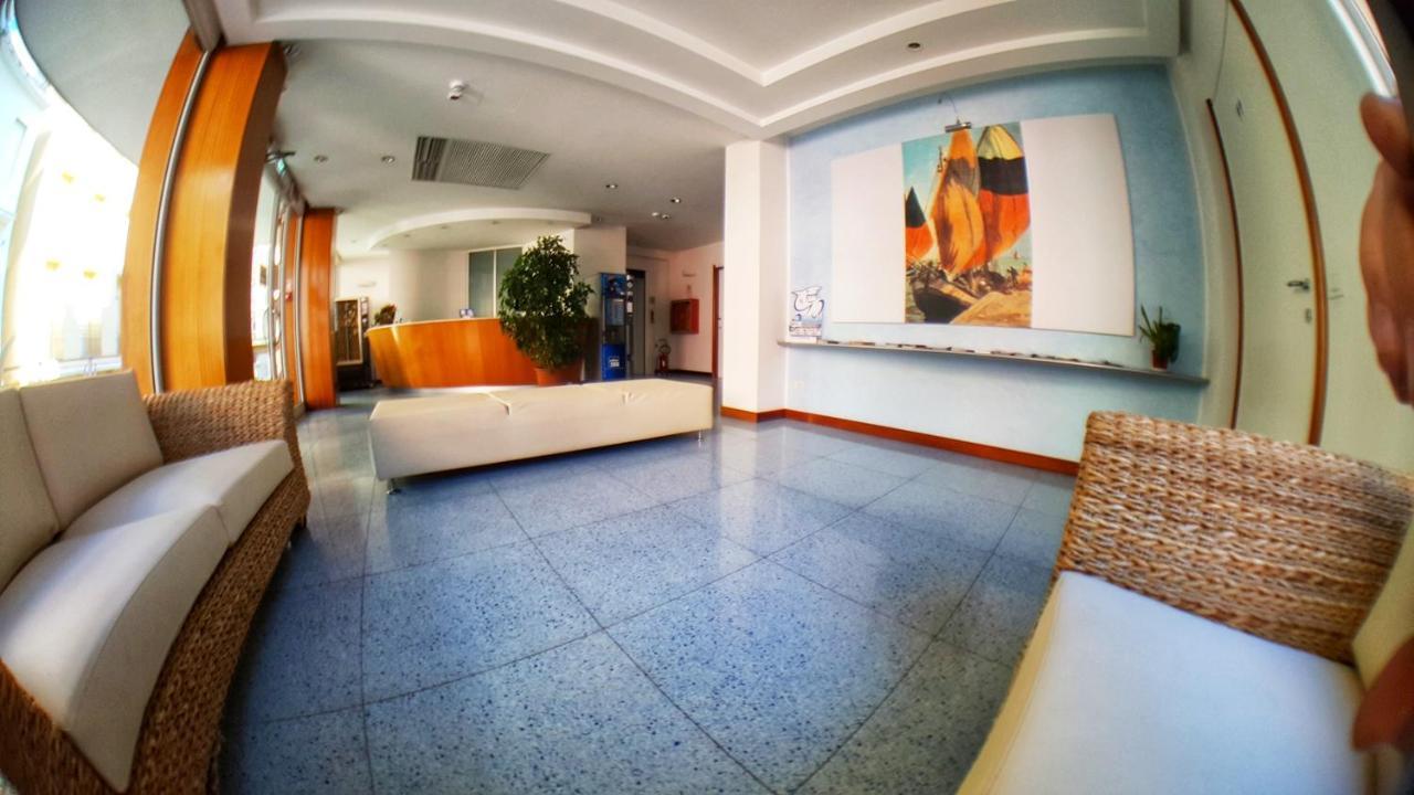 Residence Adriatico Gabicce Mare Εξωτερικό φωτογραφία