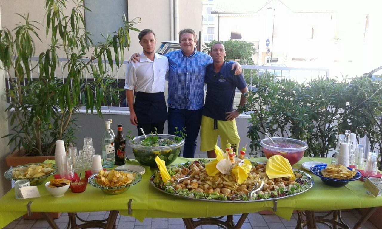 Residence Adriatico Gabicce Mare Εξωτερικό φωτογραφία